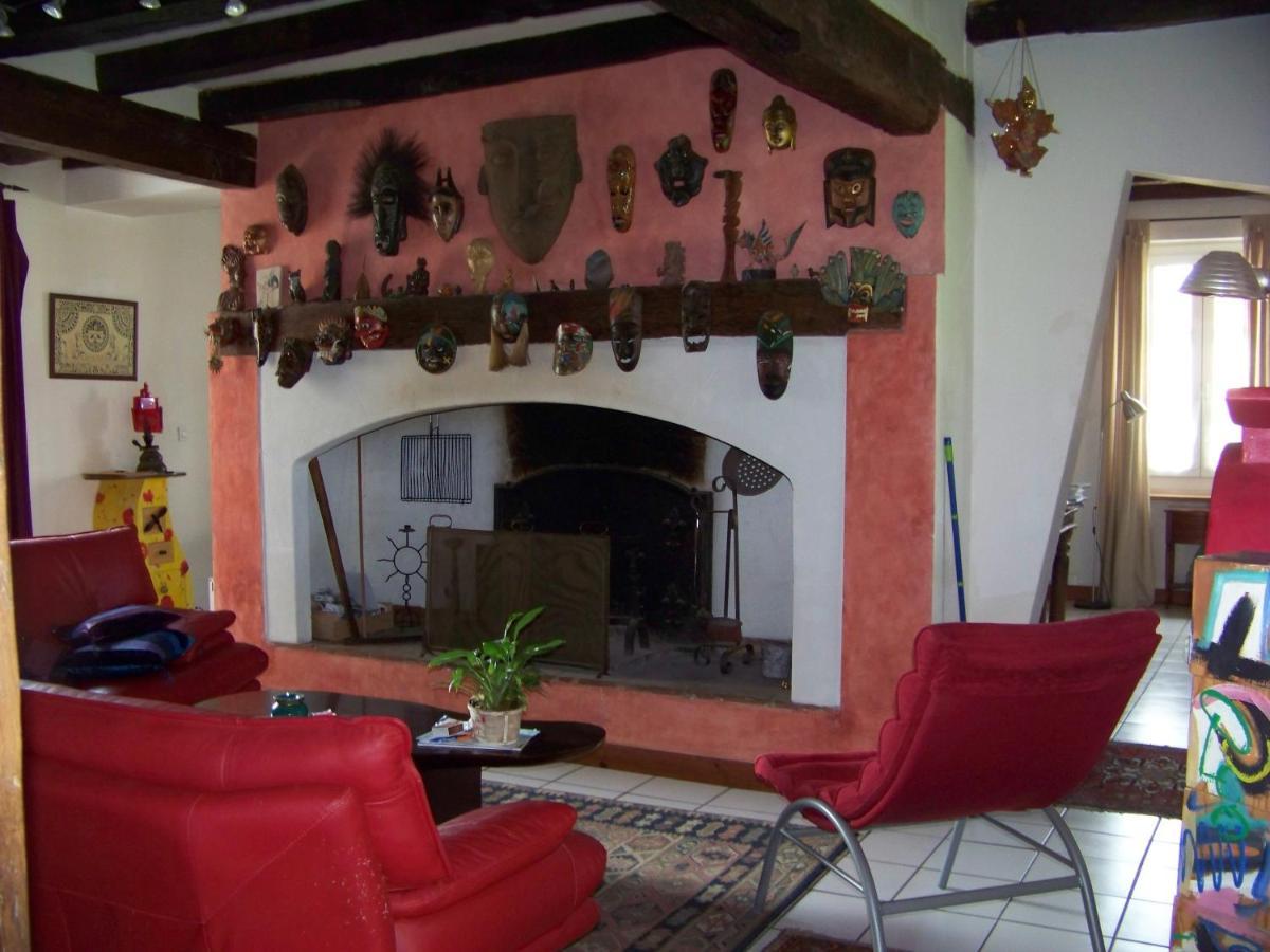 Grande Maison Atypique Le Burgaud المظهر الخارجي الصورة